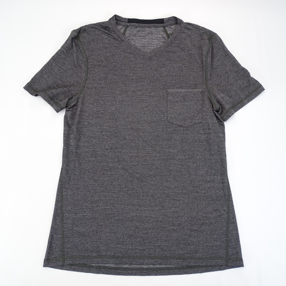 Lululemon T Shirt Men Small Gray Pocket S/Sleeve‎ V-Neck Activewear Fitness Gym